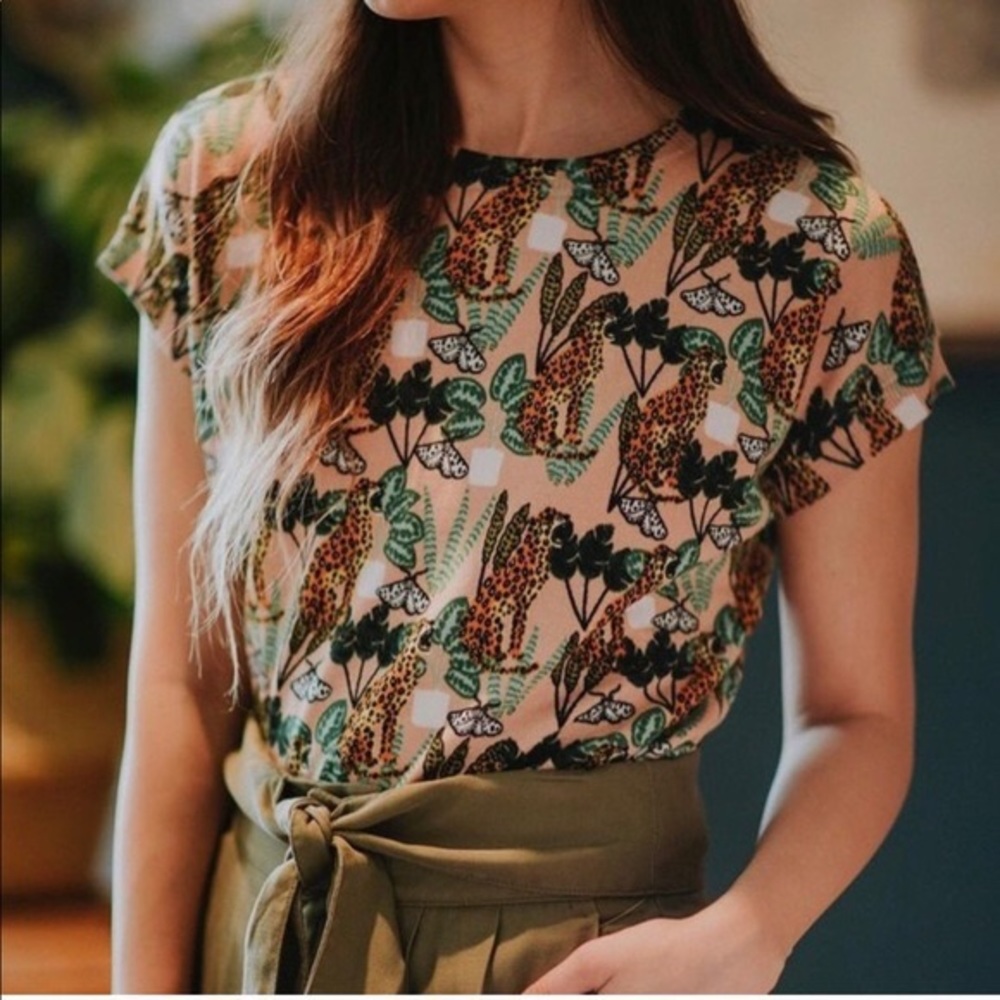 Anthropologie Pepaloves Jaguar Printed Sweater Tee